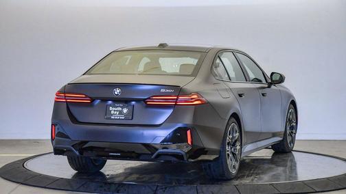 2026 BMW 530 i