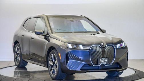 2026 BMW iX xDrive45
