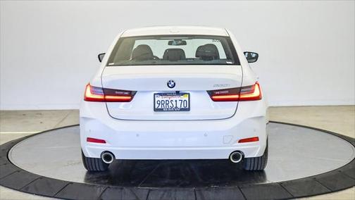2025 BMW 330 i