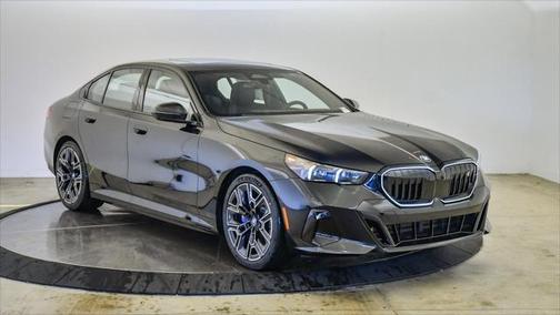 2025 BMW i5 eDrive40
