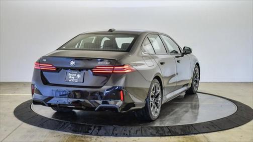 2025 BMW i5 eDrive40