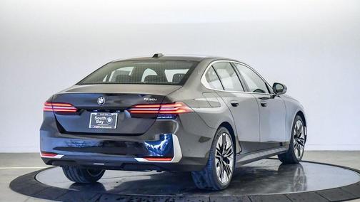 Black Sapphire Metallic 2026 BMW 530 530i