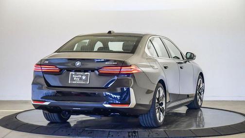 2026 BMW i5 xDrive40