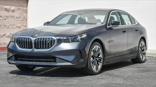 2025 BMW i5 xDrive40
