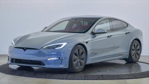 2022 Tesla Model S Base