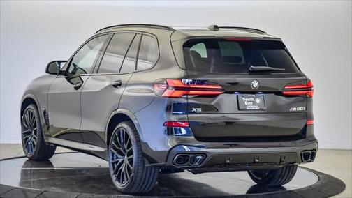 2026 BMW X5 M60i