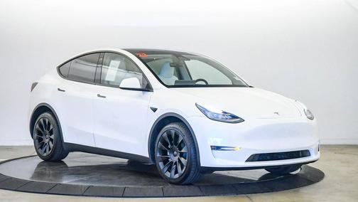 2023 Tesla Model Y Long Range Dual Motor All-Wheel Drive