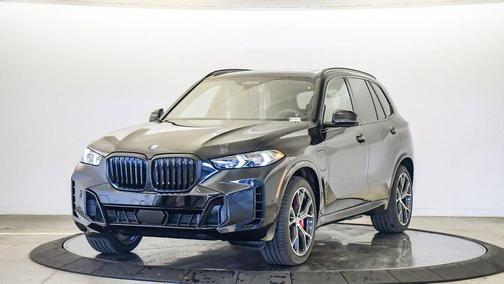 Black Sapphire Metallic 2026 BMW X5 PHEV xDrive50e