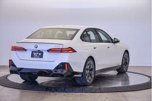 2025 BMW 530 i