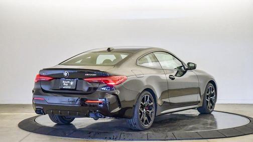 2026 BMW M440 i xDrive