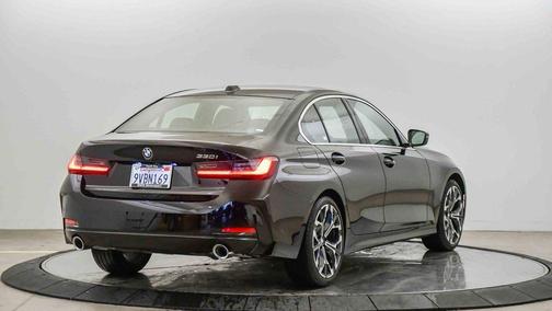 2025 BMW 330 330i