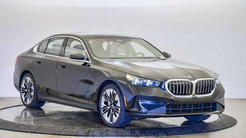 2026 BMW 530 i