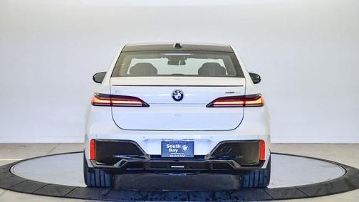 2026 BMW i7 eDrive50