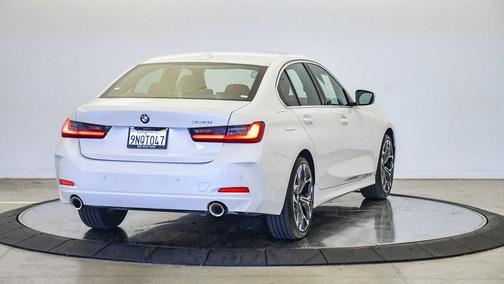 2025 BMW 330 i