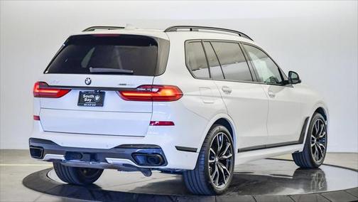 2022 BMW X7 xDrive40i
