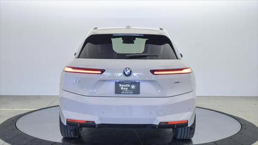 2026 BMW iX xDrive45
