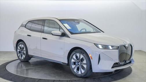 2026 BMW iX xDrive45