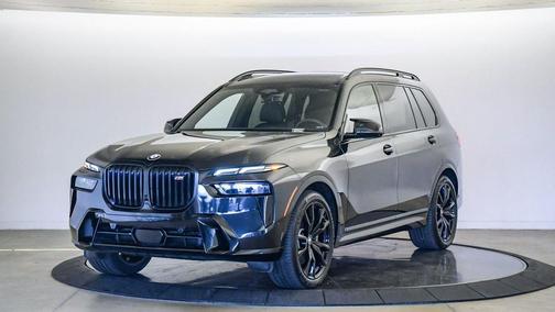 Black Sapphire Metallic 2023 BMW X7 M60i