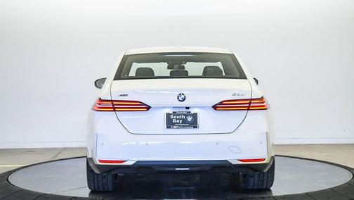Alpine White 2027 BMW 530 i xDrive