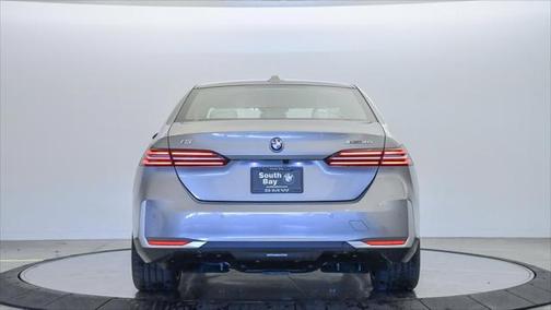 2025 BMW i5 xDrive40