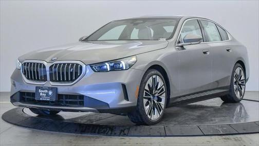 2025 BMW i5 xDrive40