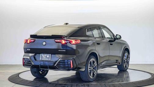 Black Sapphire Metallic 2026 BMW X2 xDrive28i