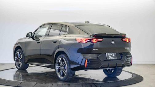 Black Sapphire Metallic 2026 BMW X2 xDrive28i