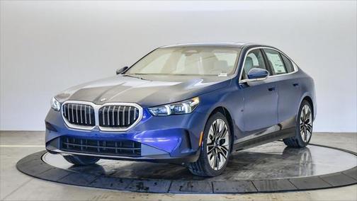 2025 BMW 530 i