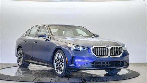 2025 BMW 530 i