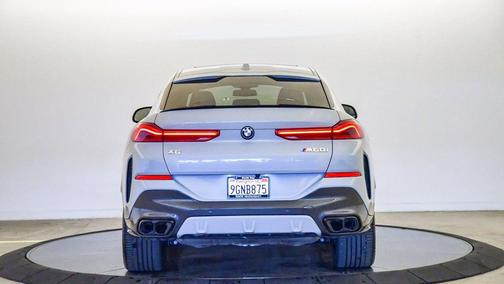 2024 BMW X6 M60i