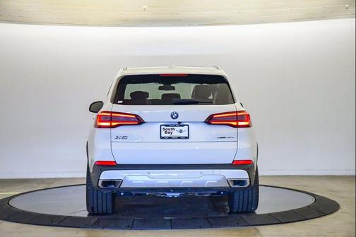 2023 BMW X5 PHEV xDrive45e