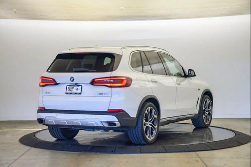 2023 BMW X5 PHEV xDrive45e