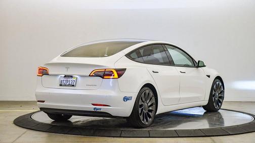 2021 Tesla Model 3 Performance