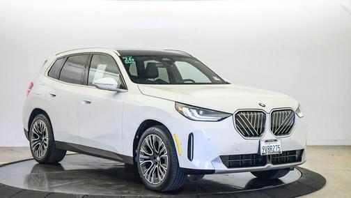 Mineral White Metallic 2026 BMW X3 30 xDrive