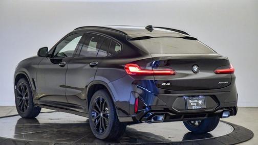 2025 BMW X4 xDrive30i