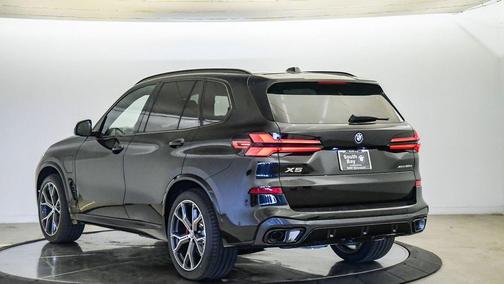 Black Sapphire Metallic 2026 BMW X5 PHEV xDrive50e
