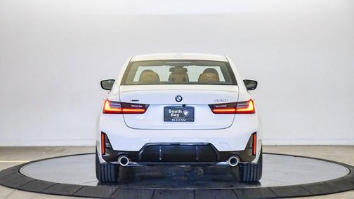 2026 BMW 330 xDrive NA