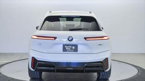 2026 BMW iX xDrive45