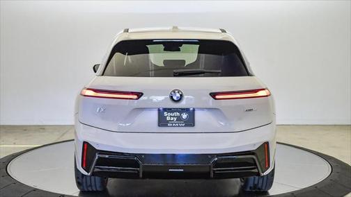 2026 BMW iX xDrive45