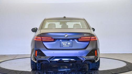 2026 BMW 530 i