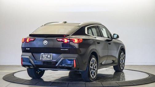 2025 BMW X2 xDrive28i