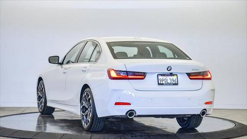 2025 BMW 330 i