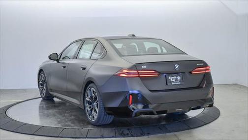 2025 BMW i5 eDrive40