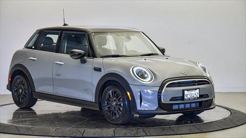 2023 MINI Hardtop Cooper