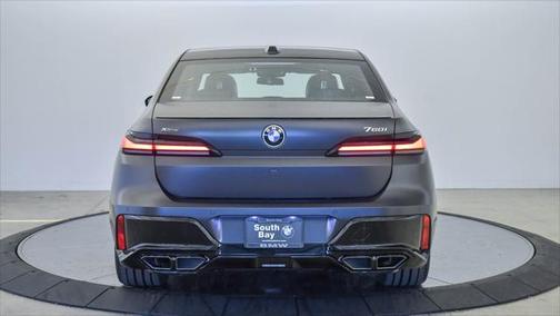 2025 BMW 760 i xDrive