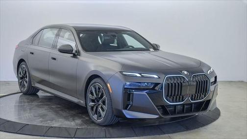 2025 BMW 760 i xDrive