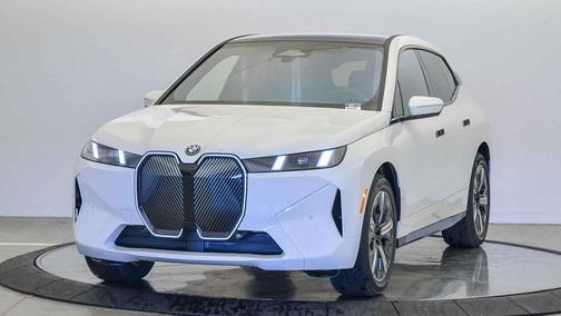 2026 BMW iX xDrive60