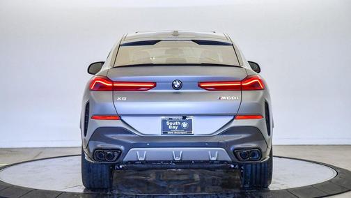 2026 BMW X6 M60i