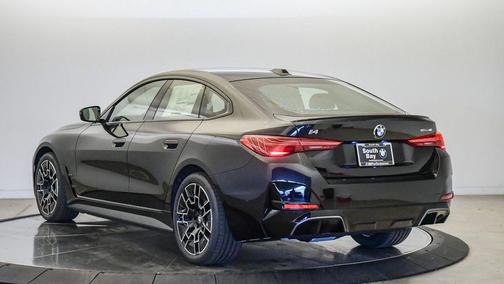 Black Sapphire Metallic 2026 BMW i4 Gran Coupe eDrive40