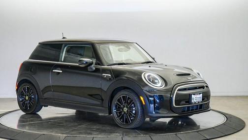 Midnight Black 2024 MINI Hardtop Cooper S